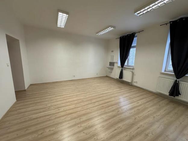 Pronájem komerční nemovitosti, Karviná, Karola Śliwky, 31 m2