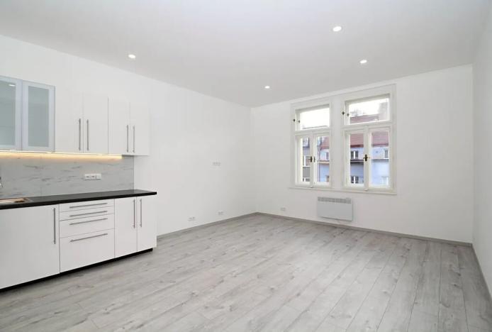 Prodej bytu 2+kk, Praha - Nusle, Nuselská, 52 m2