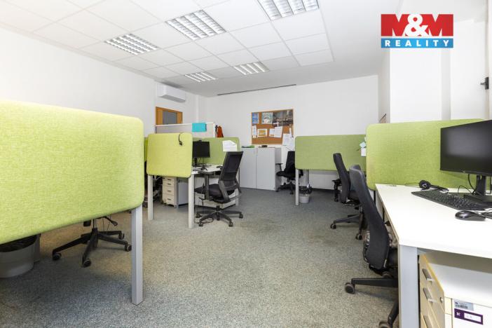 Pronájem kanceláře, Pardubice - Zelené Předměstí, 331 m2