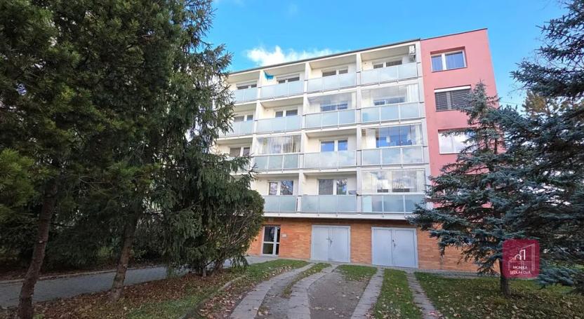 Prodej bytu 3+1, Mokrá-Horákov, 72 m2