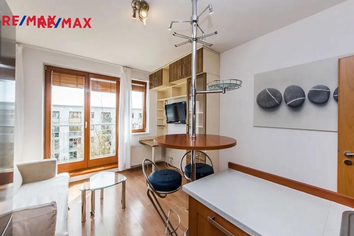 Pronájem bytu 2+kk, Praha - Zbraslav, Václava Rady, 34 m2