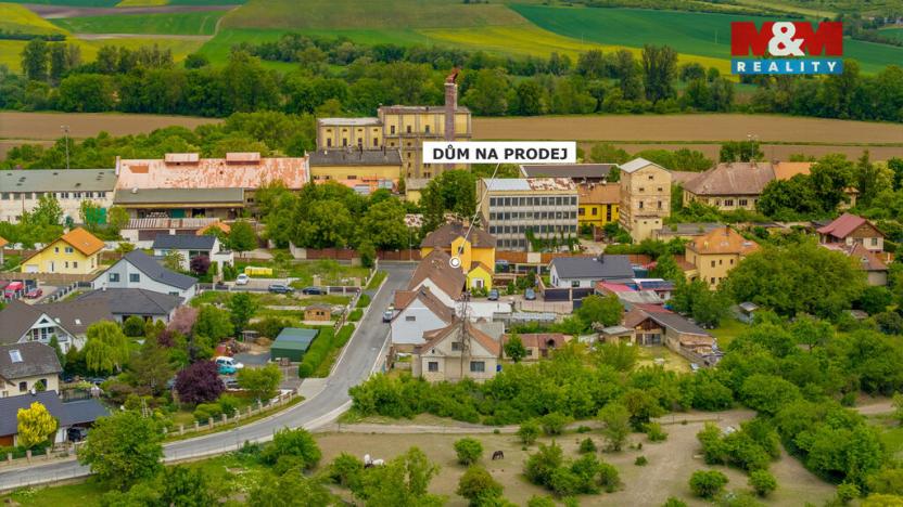 Prodej činžovního domu, Černčice, Husova, 732 m2