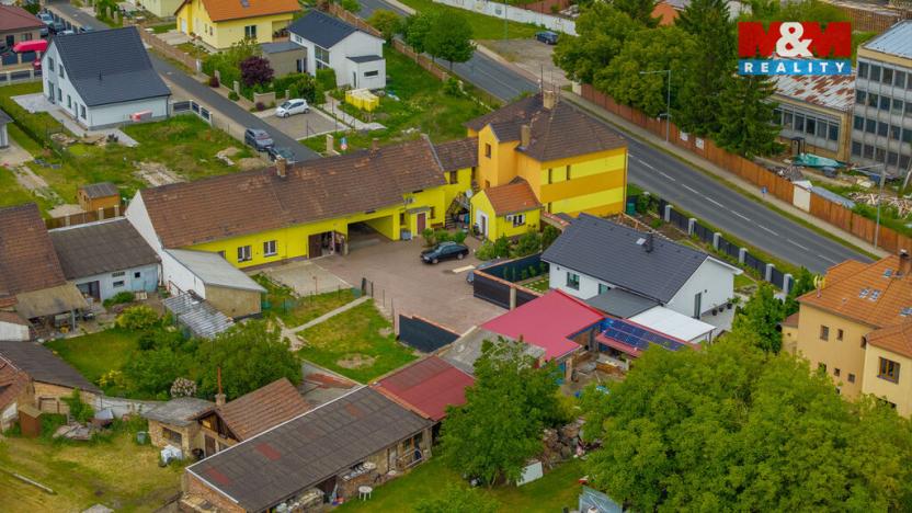 Prodej činžovního domu, Černčice, Husova, 732 m2