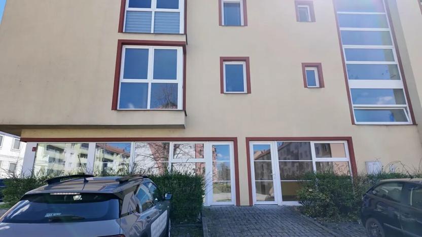 Prodej obchodního prostoru, Mikulov, Nádražní, 254 m2