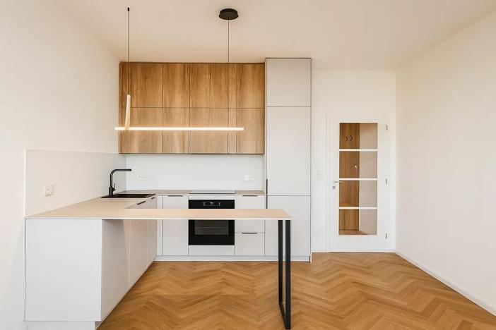 Pronájem bytu 2+kk, Praha, Vinohradská, 61 m2
