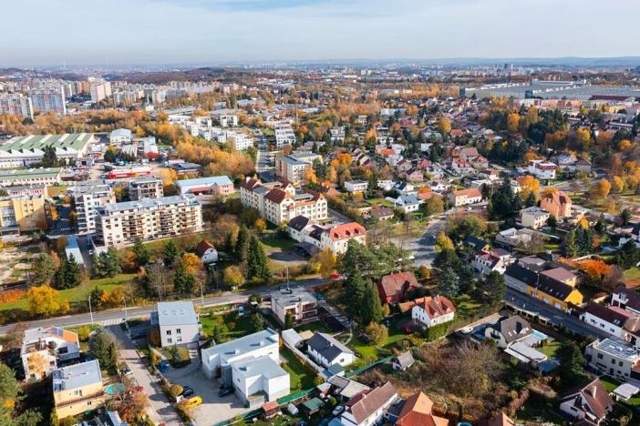 Prodej pozemku pro bydlení, Praha - Zličín, Hrozenkovská, 1647 m2