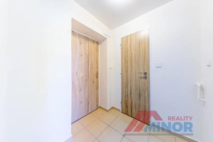 Pronájem bytu 1+1, Slaný, Rabasova, 28 m2