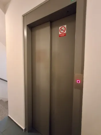 Pronájem bytu 3+kk, Praha - Smíchov, Tomkova, 80 m2