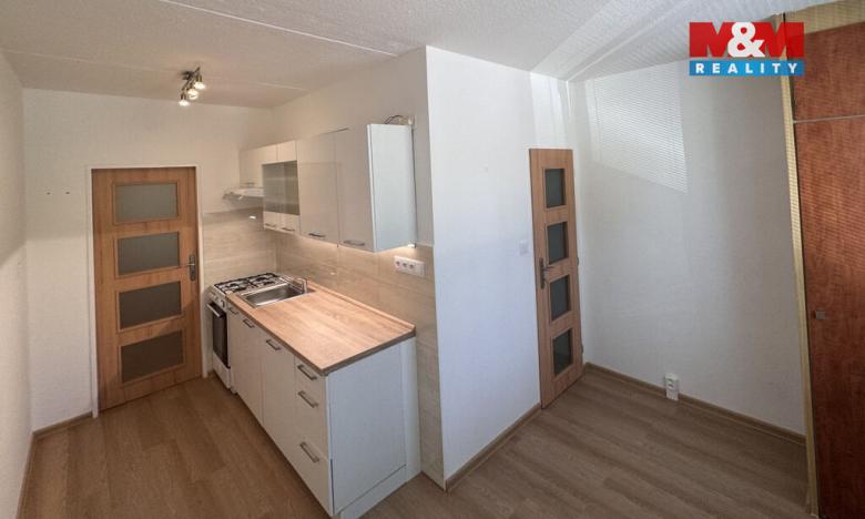 Prodej bytu 3+1, Třebíč - Nové Dvory, Velkomeziříčská, 76 m2