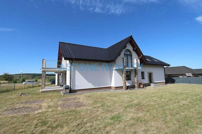 Pronájem rodinného domu, Trnová, 318 m2