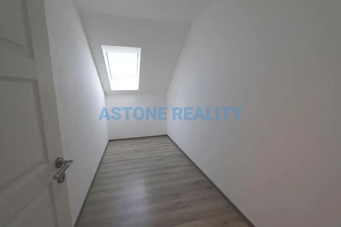 Pronájem rodinného domu, Trnová, 318 m2