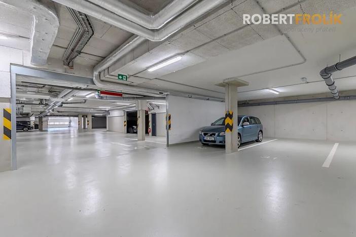 Pronájem bytu 3+kk, Praha - Lysolaje, Lysolajské údolí, 77 m2