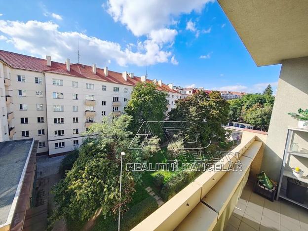 Prodej bytu 2+kk, Praha - Vršovice, Kišiněvská, 48 m2