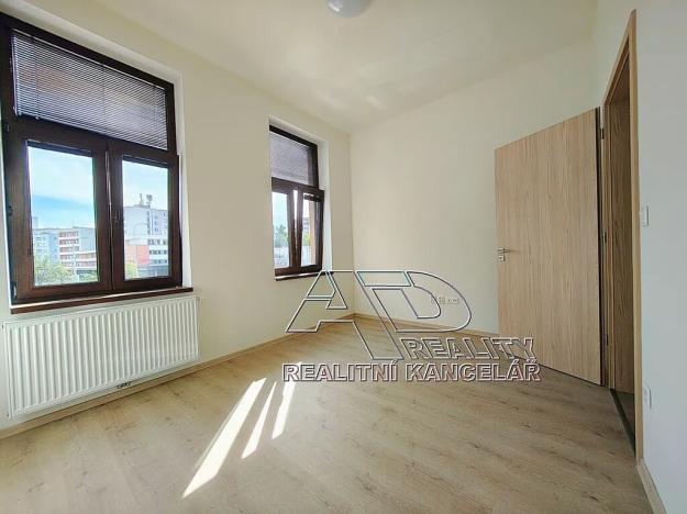 Pronájem bytu 2+kk, České Budějovice, Fráni Šrámka, 53 m2