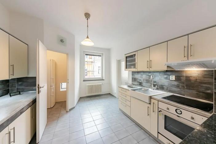 Pronájem bytu 3+1, Praha - Smíchov, Kroftova, 98 m2