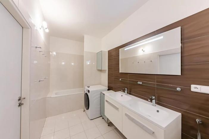 Pronájem bytu 3+1, Praha - Smíchov, Kroftova, 98 m2