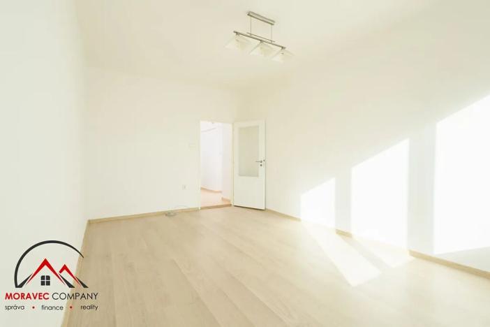 Pronájem bytu 2+1, Český Těšín, Ostravská, 58 m2