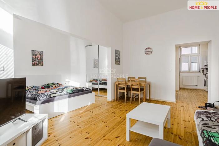 Pronájem bytu 2+1, Karlovy Vary, Zeyerova, 52 m2
