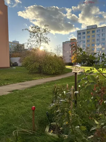 Prodej bytu 3+1, Kladno, Vít. Nezvala, 65 m2