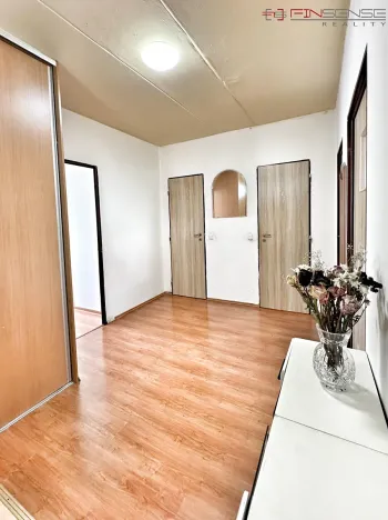 Prodej bytu 3+1, Kladno, Vít. Nezvala, 65 m2