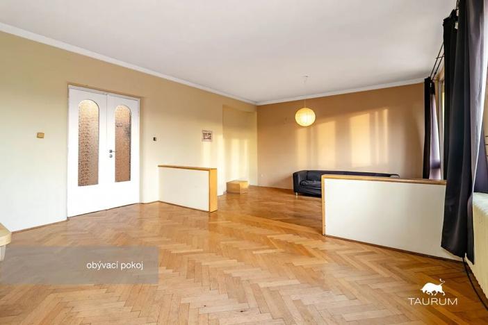 Prodej vícegeneračního domu, Manětín, 329 m2