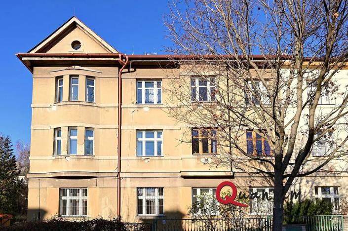 Prodej bytu 3+1, Praha - Smíchov, U Pernikářky, 98 m2