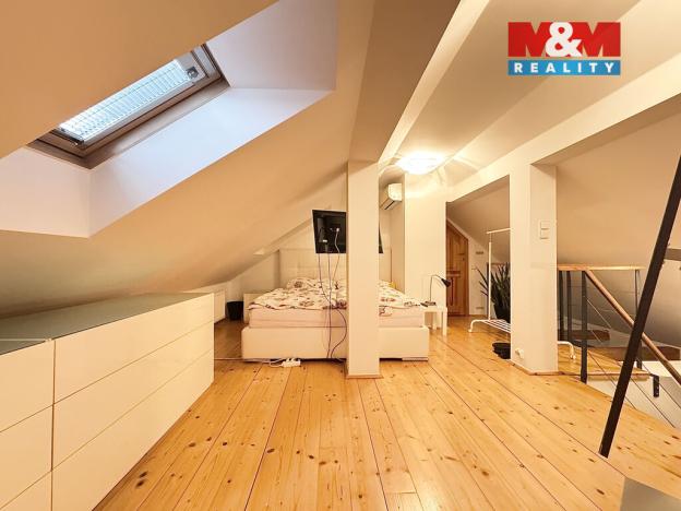 Prodej atypického bytu, Praha - Střešovice, Za Pohořelcem, 114 m2