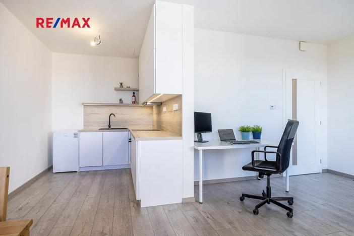 Prodej bytu 2+kk, Praha - Strašnice, Limuzská, 52 m2