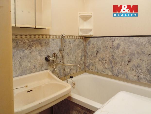 Prodej bytu 2+1, Jirkov, Karla Čapka, 53 m2