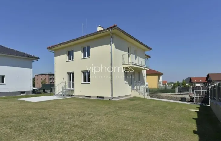 Pronájem vily, Průhonice, Pod Valem II., 335 m2
