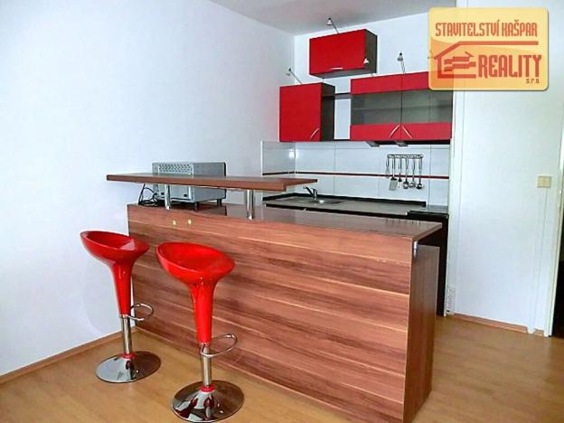 Pronájem bytu 1+kk, Hradec Králové, třída Edvarda Beneše, 30 m2