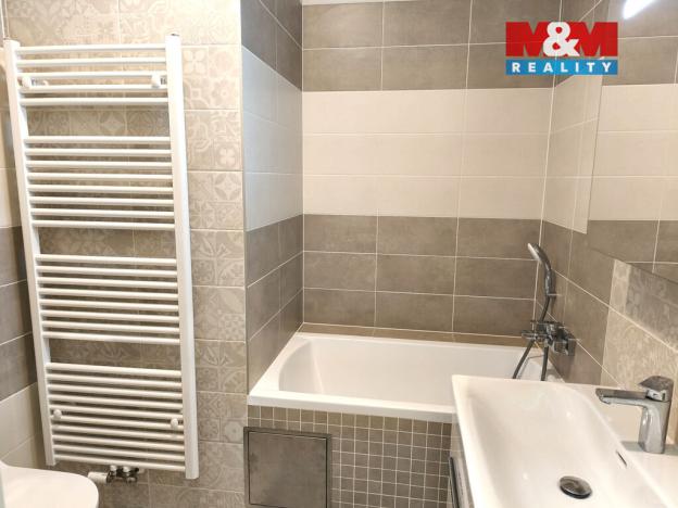 Pronájem bytu 2+kk, Praha - Michle, Na nivách, 44 m2