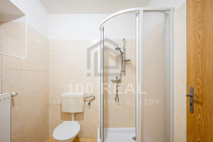 Pronájem bytu 2+kk, Nechanice, Husovo nám., 61 m2