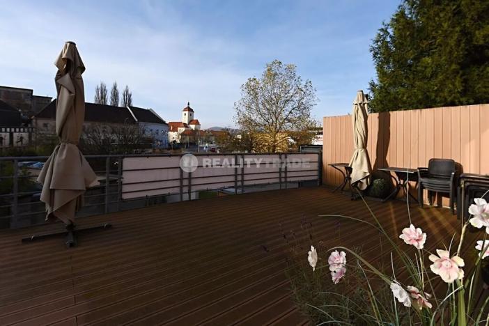 Pronájem obchodního prostoru, Strakonice, Bezděkovská, 194 m2