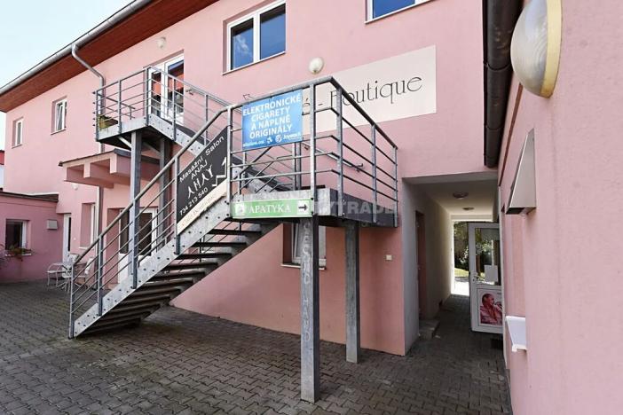 Pronájem obchodního prostoru, Strakonice, Bezděkovská, 194 m2