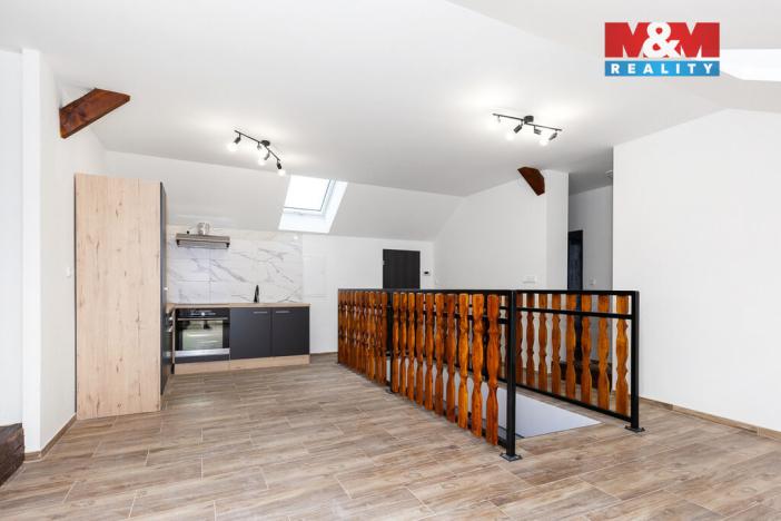 Pronájem bytu 3+1, Pardubice - Bílé Předměstí, Dašická, 80 m2