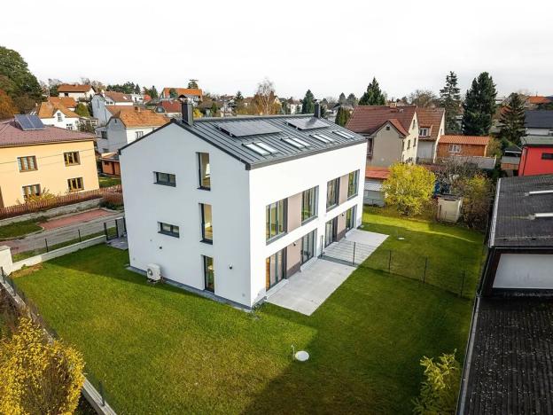 Prodej rodinného domu, Praha - Horní Počernice, Bříšťanská, 218 m2