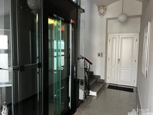 Pronájem kanceláře, Praha - Nové Město, Rumunská, 26 m2