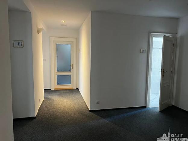 Pronájem kanceláře, Praha - Nové Město, Rumunská, 26 m2