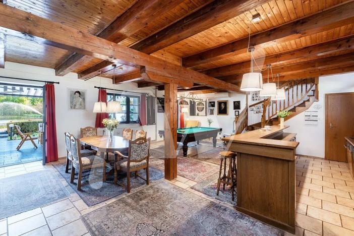 Prodej komerční nemovitosti, Přelíc, 460 m2