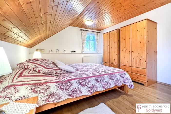 Prodej rodinného domu, Cvikov, 210 m2