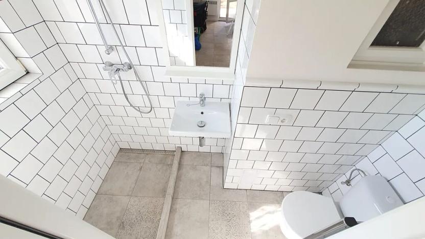 Pronájem atypického bytu, Praha - Břevnov, Patočkova, 14 m2