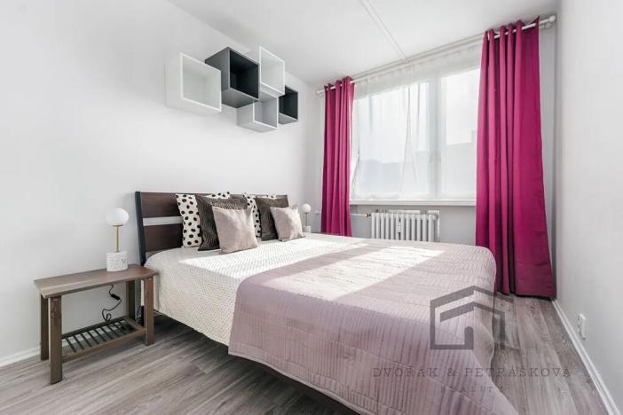 Pronájem bytu 2+kk, Praha - Ruzyně, Žukovského, 47 m2