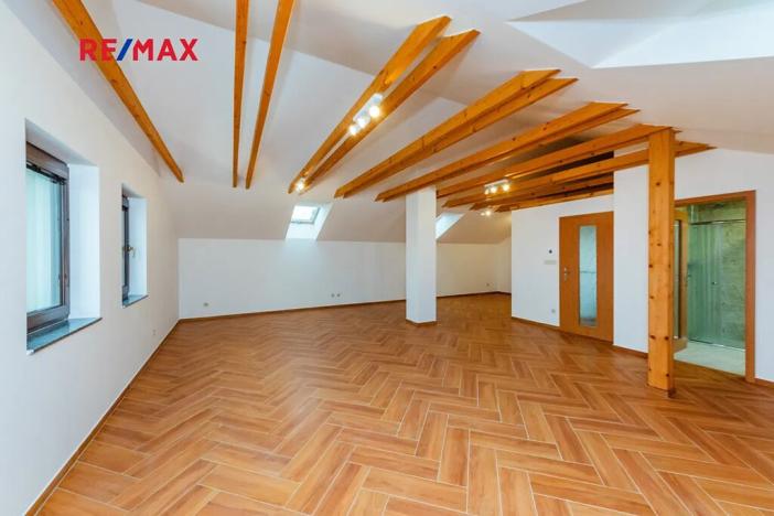 Pronájem bytu 3+kk, Praha - Lipence, K Vlásence, 138 m2