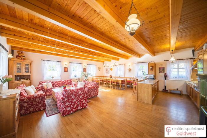 Prodej rodinného domu, Cvikov - Naděje, 210 m2