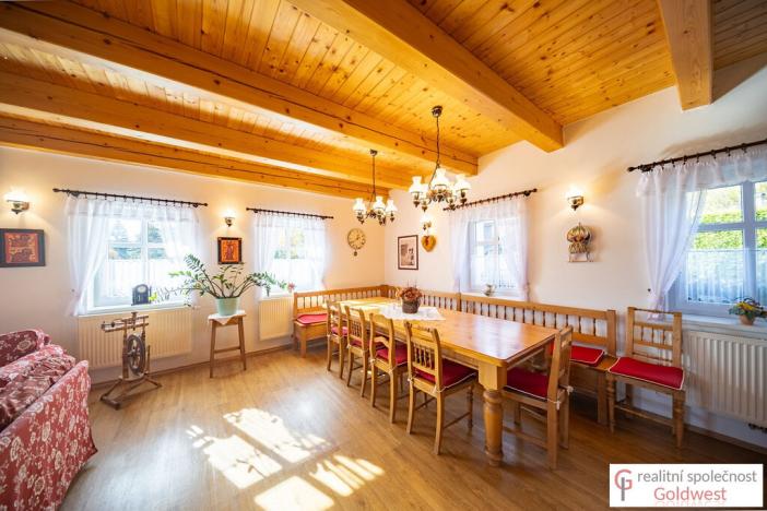 Prodej rodinného domu, Cvikov - Naděje, 210 m2