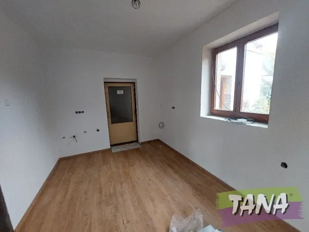 Prodej rodinného domu, Nové Dvory, Masarykovo nám., 120 m2