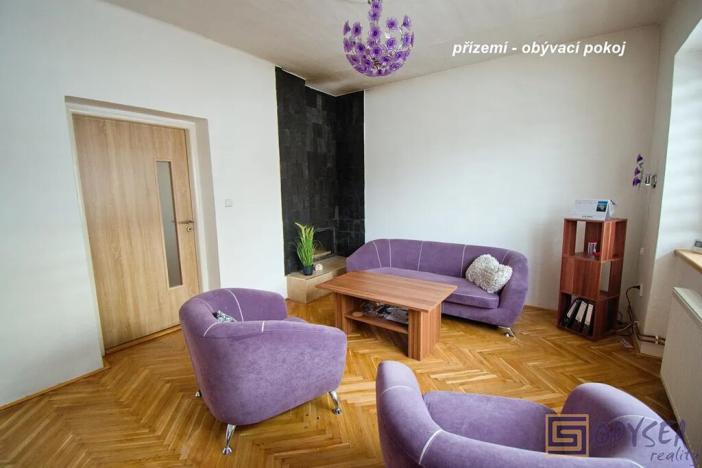 Prodej rodinného domu, Krmelín, 268 m2