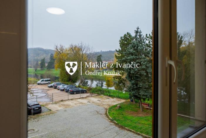 Prodej bytu 1+kk, Dolní Kounice, Masarykovo náměstí, 35 m2