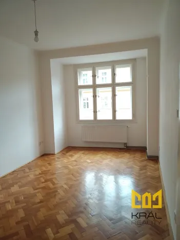 Pronájem bytu 2+1, Praha - Smíchov, Grafická, 57 m2